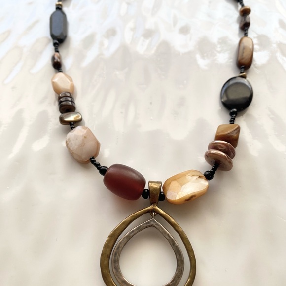 Silpada Two Tone Teardrop Pendant Beaded Necklace  N1787.  18” to 20” inches - Picture 2 of 4